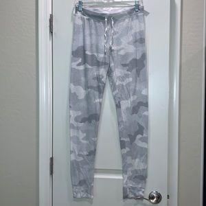 PINK VICTORIA’S SECRET SIZE SMALL NEW SLEEP/LOUNGE PANTS